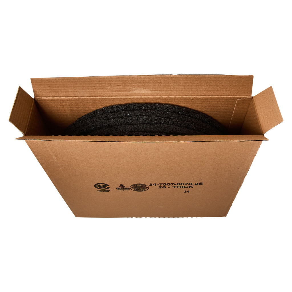 Open case of 3M 7200 pads